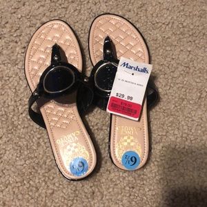 NEW Black Vince Camuto Flip-Flops
